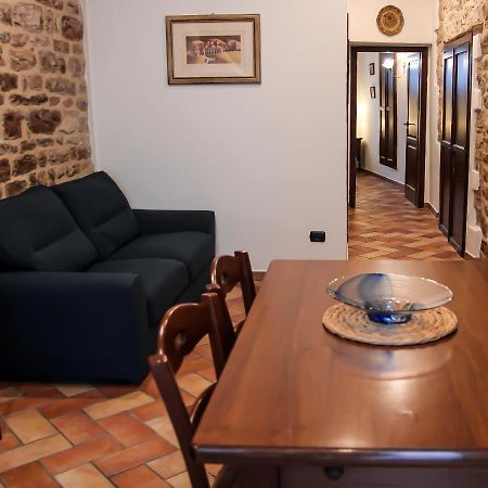 Casa Armanni - La Tua Casa Di Pietra Apartamento Gubbio Exterior foto